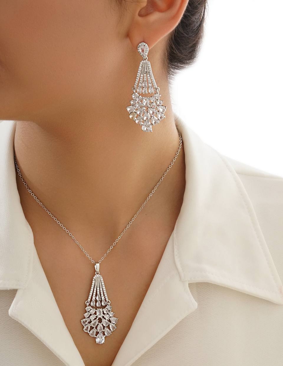 نیم‌ست-استیل